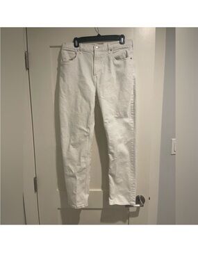 Everlane White High Rise Straight Legged Denim Jeans. Size 31 Regular